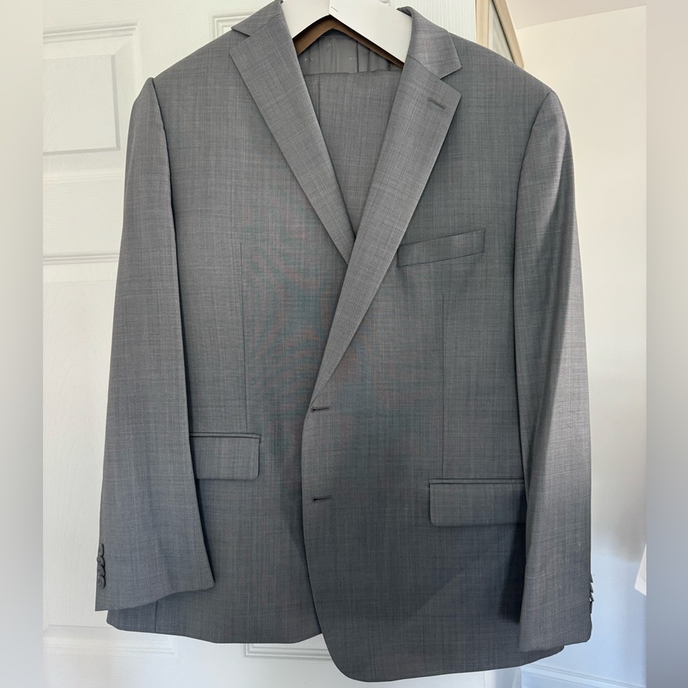 Men’s Michael Kors 2-piece suit 40Wx32L